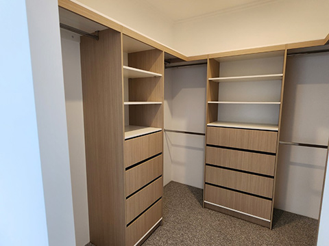 walk-in wardrobe cabinet